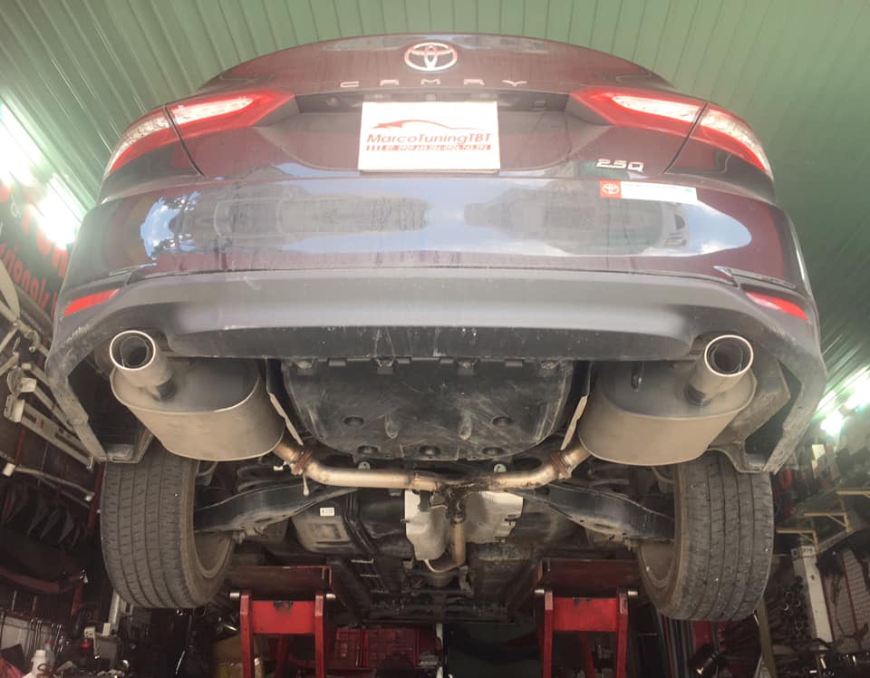 Độ pô on/off và đuôi pô thể thao cho Toyota Camry